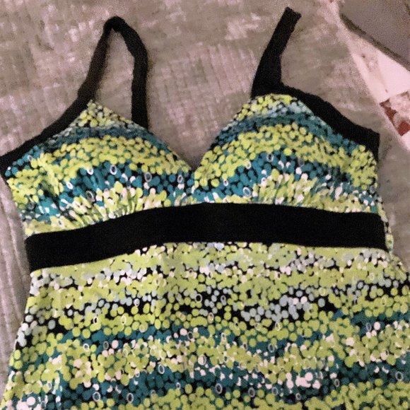 swim suit top - Picture 1 of 1